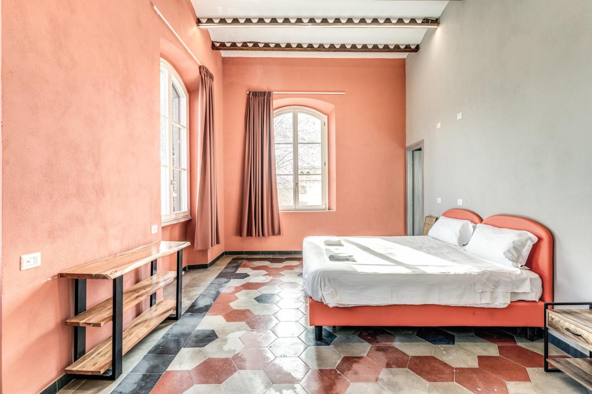 Хостел Borgo Ripa Urban Travel Рим Экстерьер фото