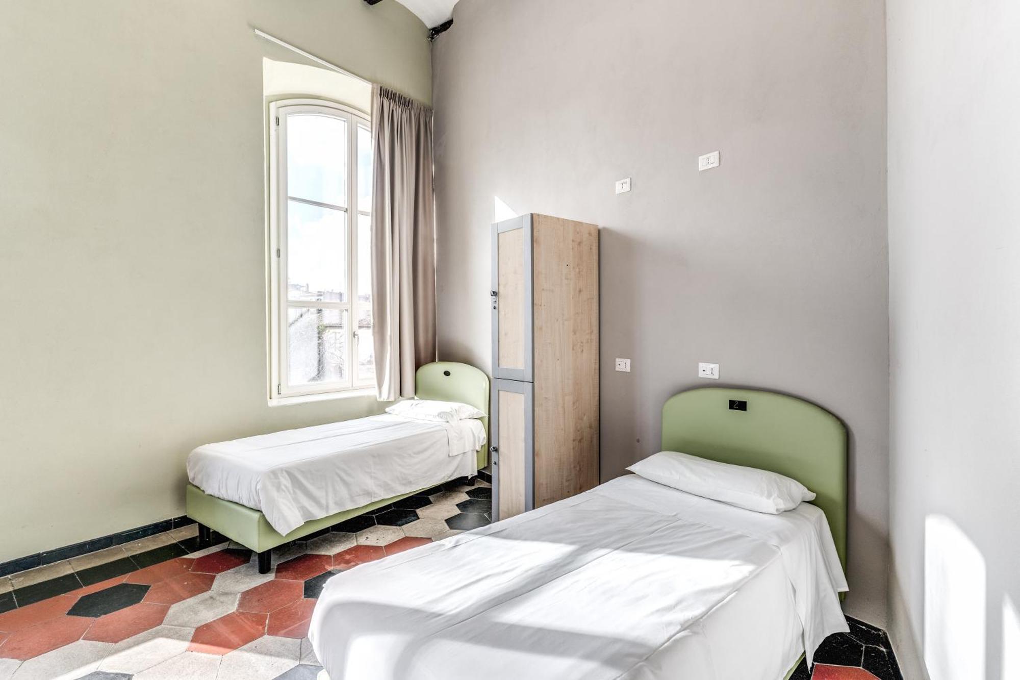 Хостел Borgo Ripa Urban Travel Рим Экстерьер фото