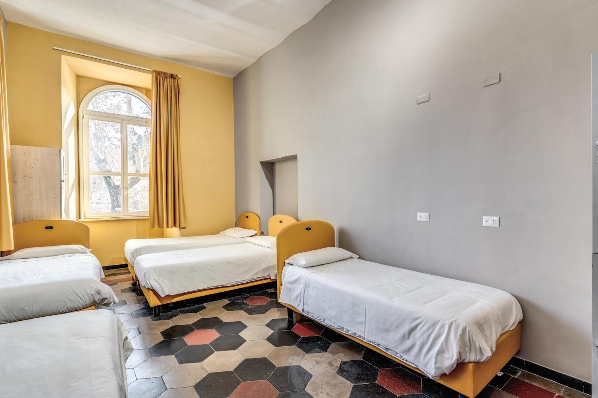 Хостел Borgo Ripa Urban Travel Рим Экстерьер фото