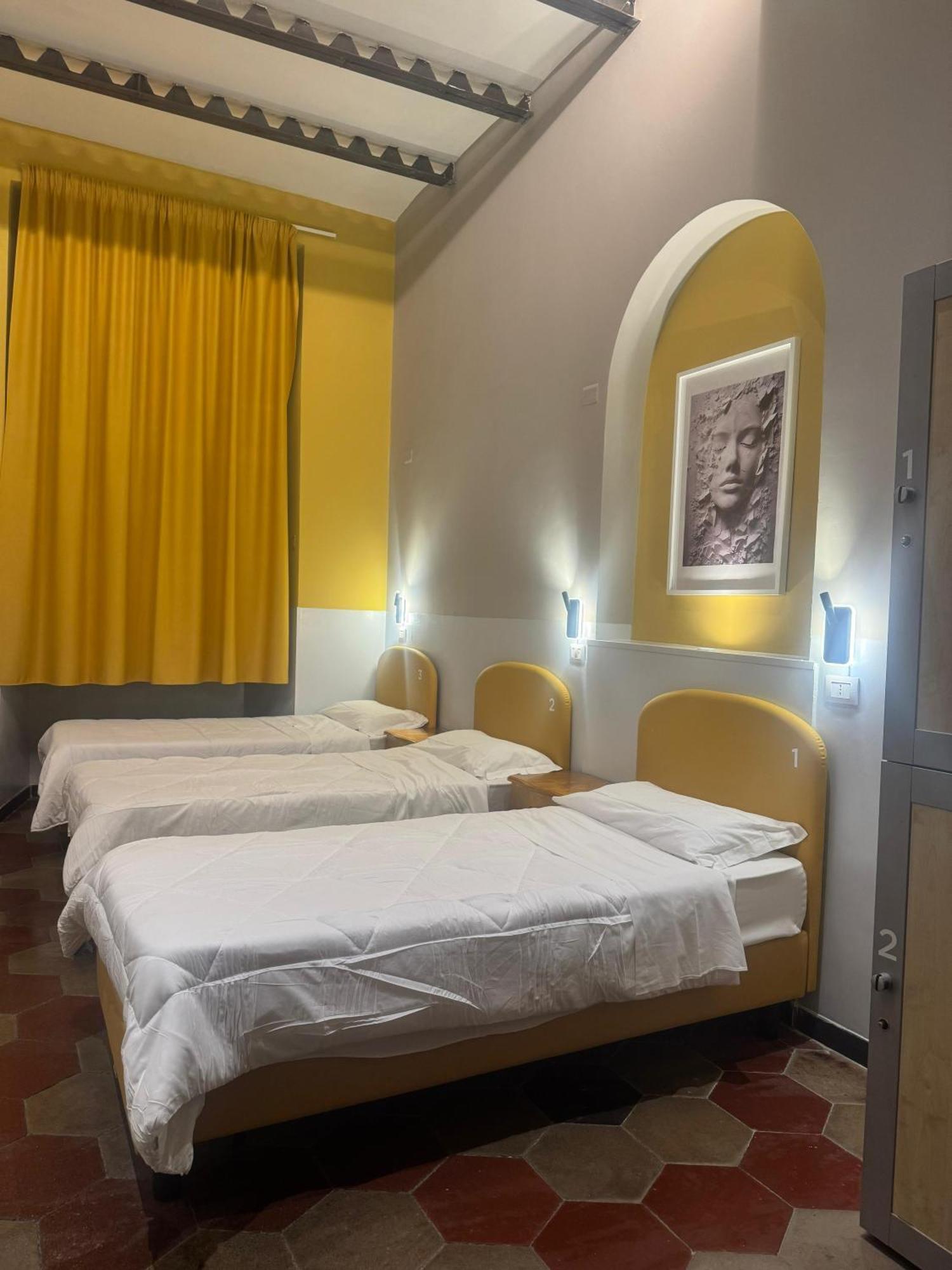 Хостел Borgo Ripa Urban Travel Рим Экстерьер фото